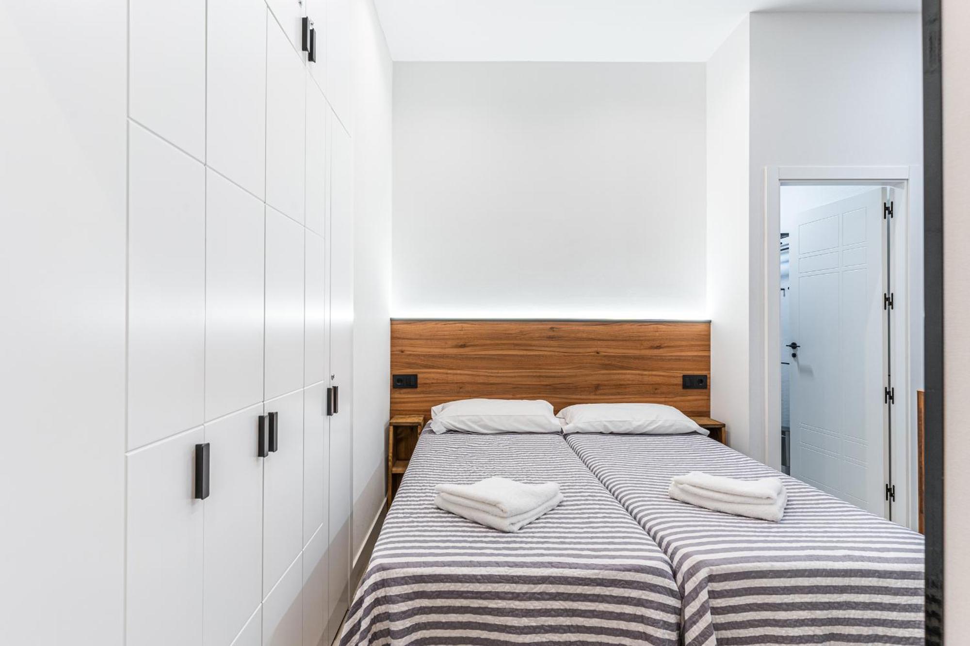 Cc Atocha Apartments Madrid Bagian luar foto